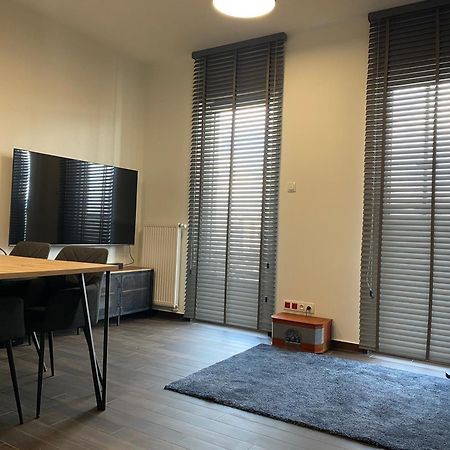 Apartamenty Wola Tower وارسو المظهر الخارجي الصورة