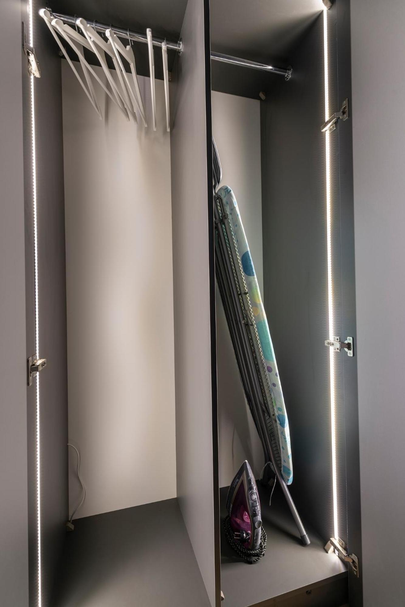 Apartamenty Wola Tower وارسو المظهر الخارجي الصورة