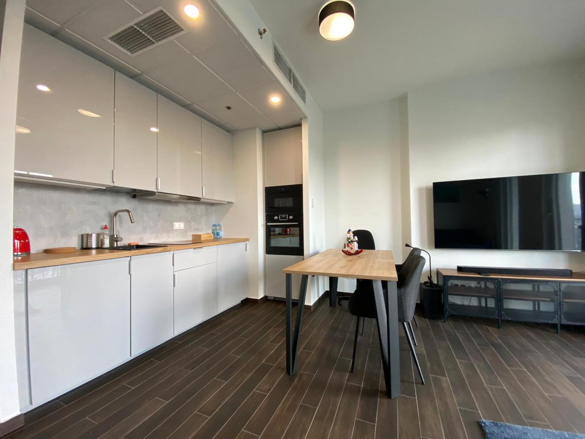 Apartamenty Wola Tower وارسو المظهر الخارجي الصورة